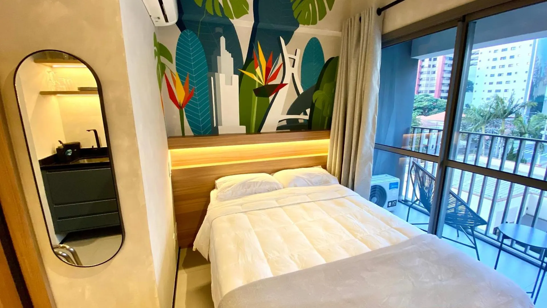 Studio 509 - Lindo Studio Ao Lado Do Metro E Shopping Com Alexa location